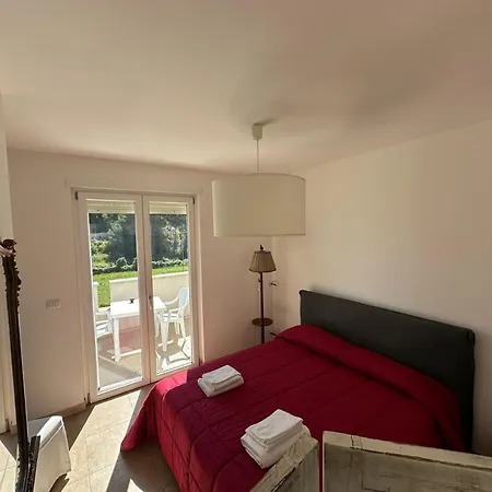 La Casa Di Chiara Apartment *